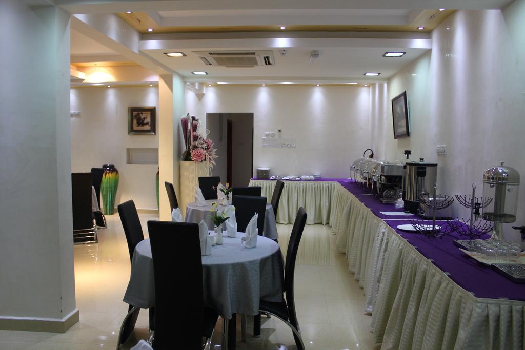 Al Karam Hotel Apartment Nizwa Ngoại thất bức ảnh