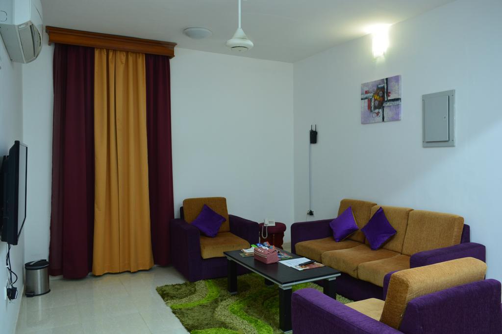 Al Karam Hotel Apartment Nizwa Ngoại thất bức ảnh