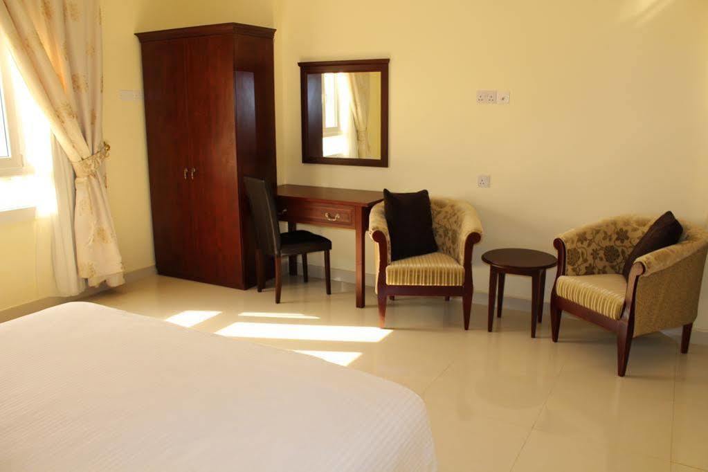 Al Karam Hotel Apartment Nizwa Ngoại thất bức ảnh